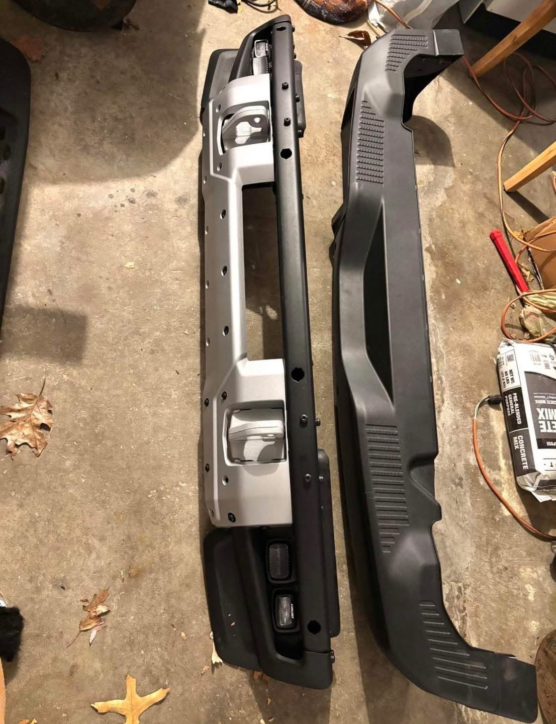 OEM Bronco Raptor PartsALL 4 Fenders & Flares, Hood, Front & Rear Steel Bumpers & Step Bars - Image 10