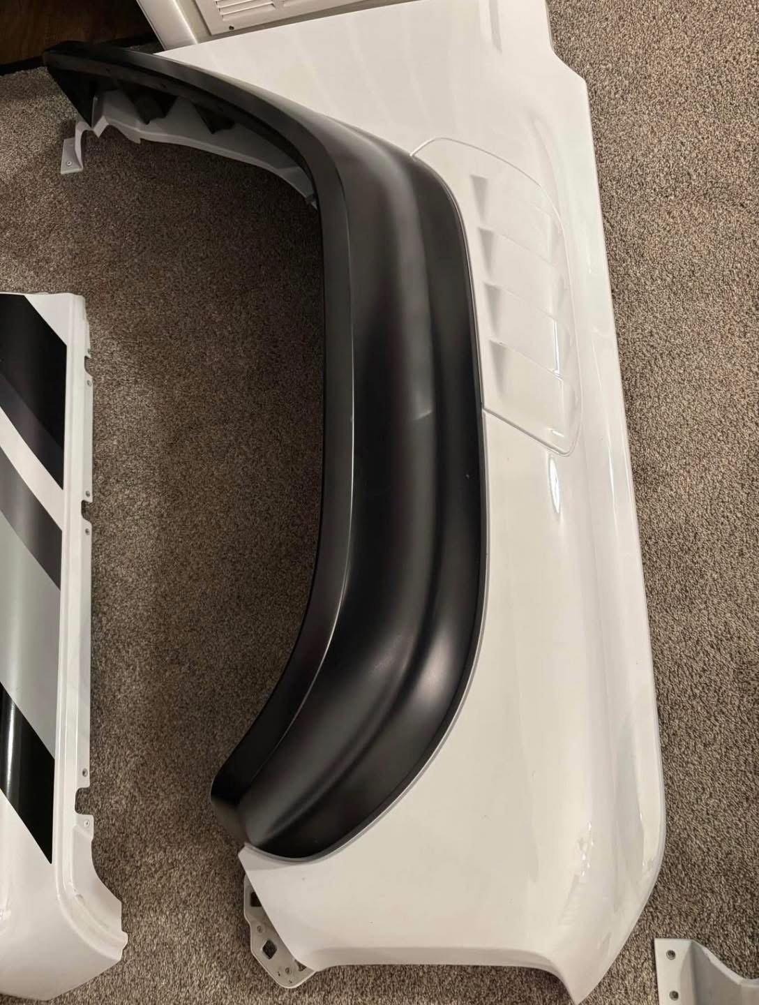 OEM Bronco Raptor PartsALL 4 Fenders & Flares, Hood, Front & Rear Steel Bumpers & Step Bars - Image 7